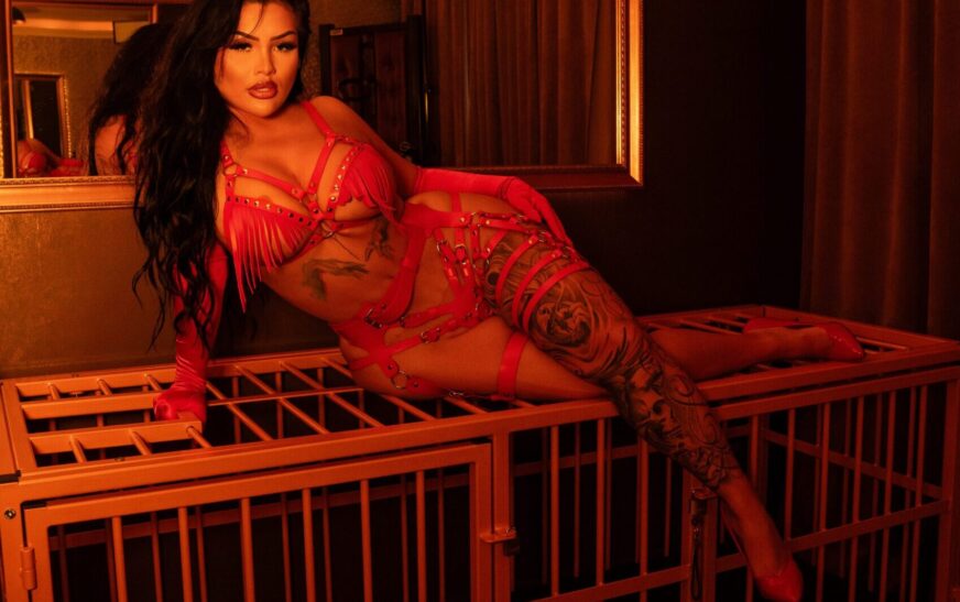 junge-domina-in-berlin-–-lady-salina