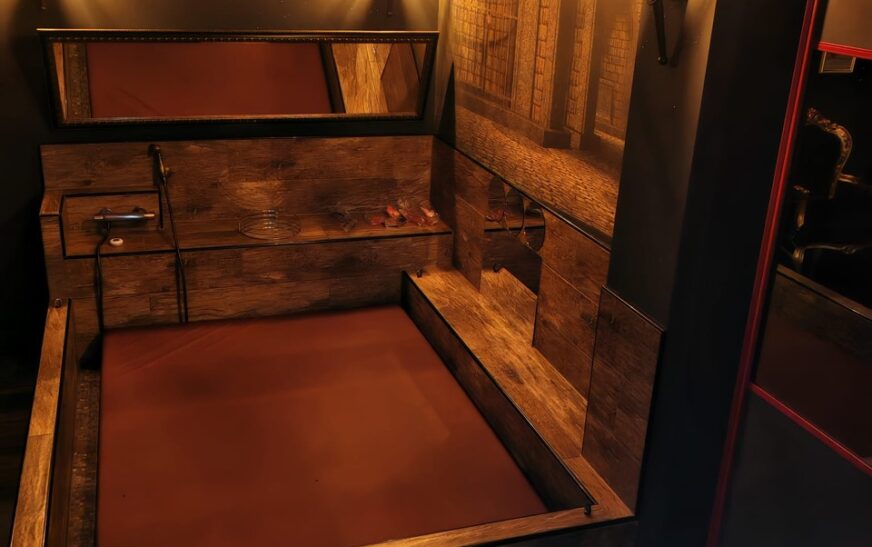 Dominastudio mieten, Angebot für Gastladies und Bizarr Ladies